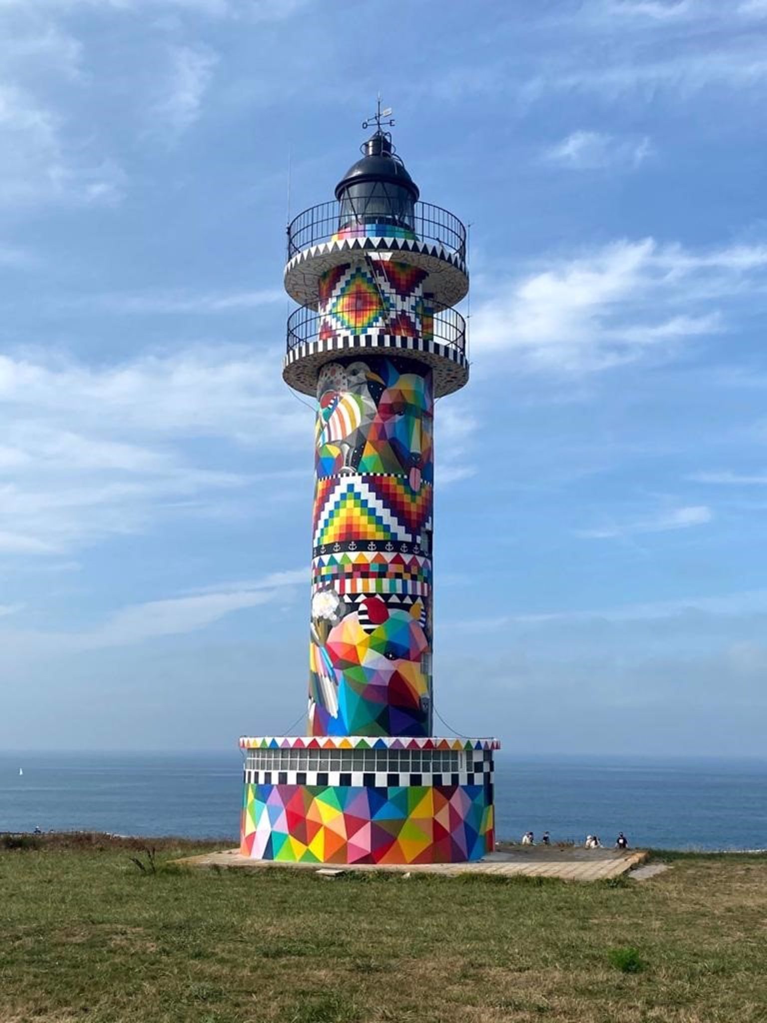 La Justicia aprueba la obra de Okuda en el Faro de Ajo - CANTABRIA DIRECTA