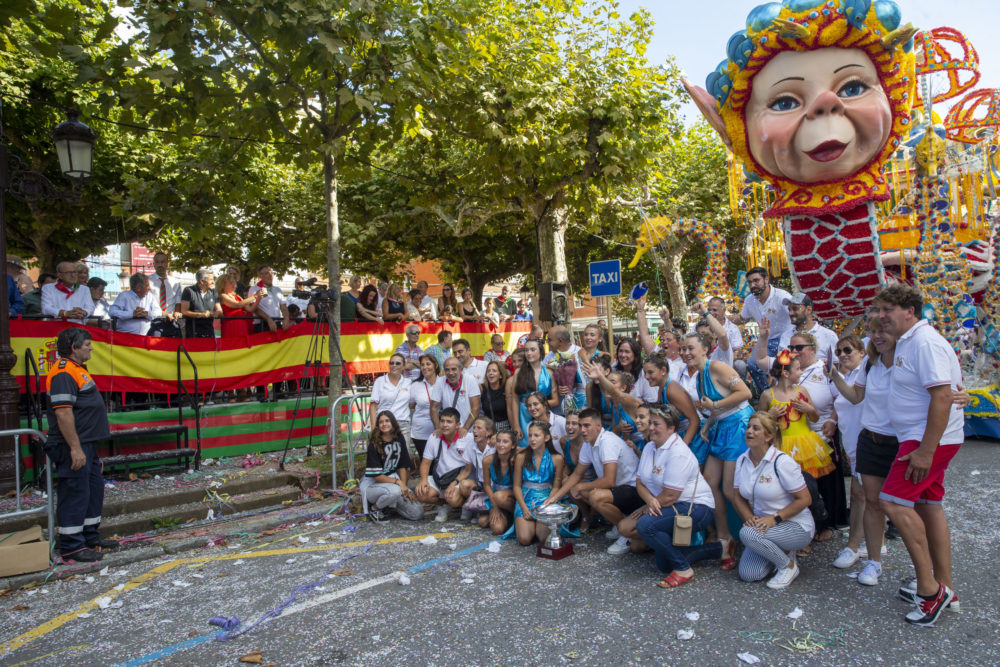 Torrelavega, Gala Floral con carrozas por las calles